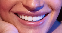 imagem de um sorriso feminino